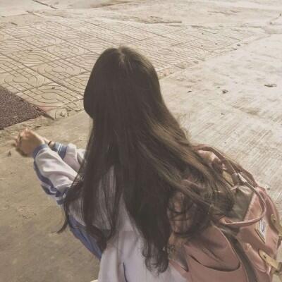 可爱宝贝清洗衣服